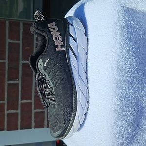 Womens Hoka Clifton Size 8